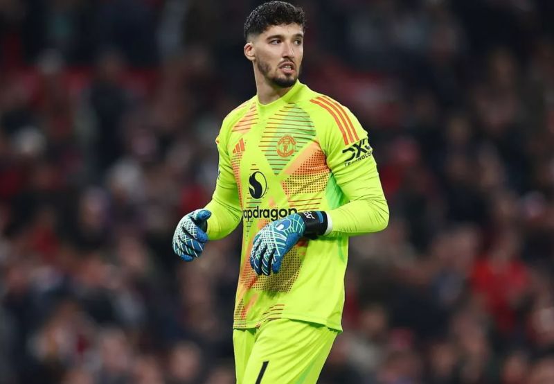 Gia nhập Manchester United năm 2023