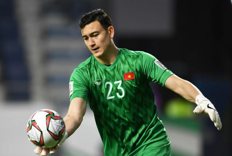 Văn Lâm là thủ môn hiếm hoi của Việt Nam thi đấu ở Thai League và J.League 1